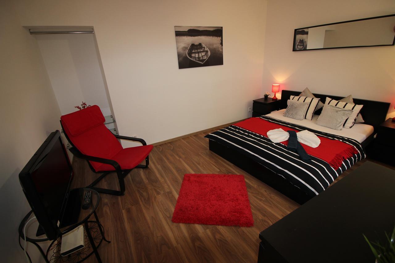 Smart City Prague Apartment Eksteriør bilde